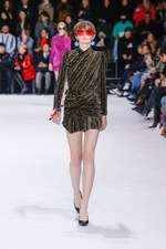 バレンシアガ ウィンター 18 コレクション - レイヤードに限界はない｜写真9