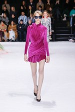 バレンシアガ ウィンター 18 コレクション - レイヤードに限界はない｜写真10