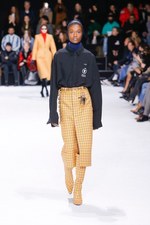 バレンシアガ ウィンター 18 コレクション - レイヤードに限界はない｜写真31