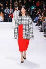 バレンシアガ ウィンター 18 コレクション - レイヤードに限界はない｜写真53