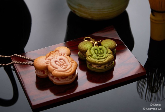 Q-pot.よりディズニー “ミニーマウス”型ストロベリーケーキのチャームやネックレス｜写真5
