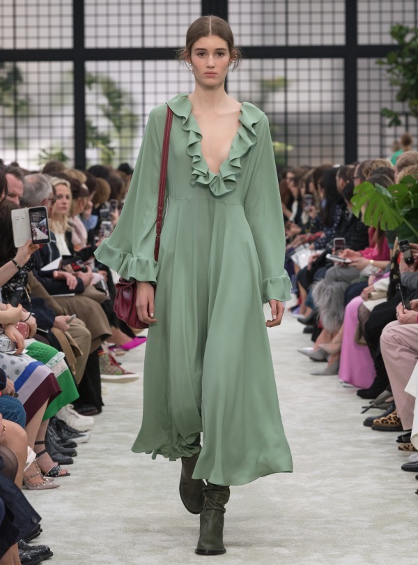 ヴァレンティノ(VALENTINO) 2018-19年秋冬ウィメンズコレクション シルエット - 写真45