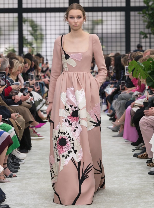 ヴァレンティノ(VALENTINO) 2018-19年秋冬ウィメンズコレクション シルエット - 写真62