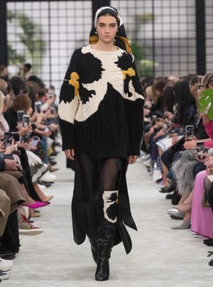 ヴァレンティノ 2018年秋冬ウィメンズコレクション - 女性の心に刻まれたロマンティシズム｜写真15