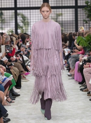 ヴァレンティノ 2018年秋冬ウィメンズコレクション - 女性の心に刻まれたロマンティシズム｜写真33