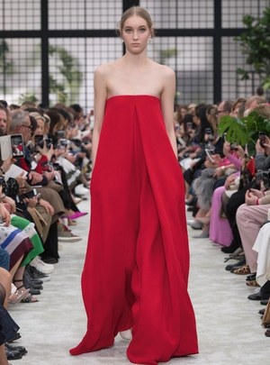 ヴァレンティノ 2018年秋冬ウィメンズコレクション - 女性の心に刻まれたロマンティシズム｜写真41