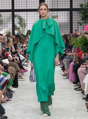 ヴァレンティノ 2018年秋冬ウィメンズコレクション - 女性の心に刻まれたロマンティシズム｜写真52