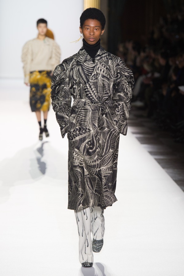 ドリス ヴァン ノッテン(DRIES VAN NOTEN) 2018-19年秋冬ウィメンズコレクション  - 写真2