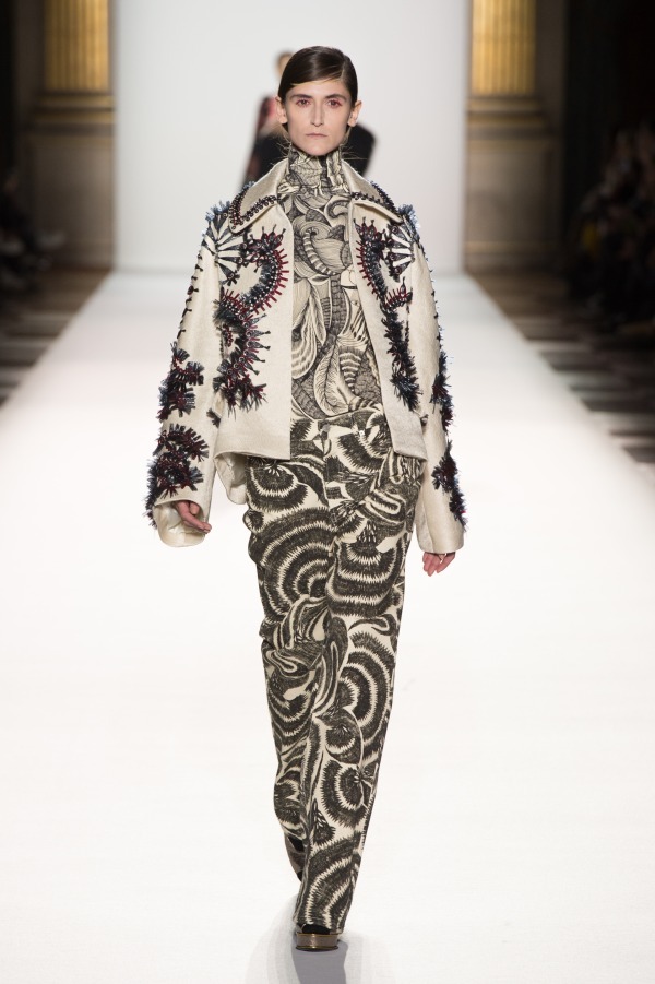 ドリス ヴァン ノッテン(DRIES VAN NOTEN) 2018-19年秋冬ウィメンズコレクション  - 写真32