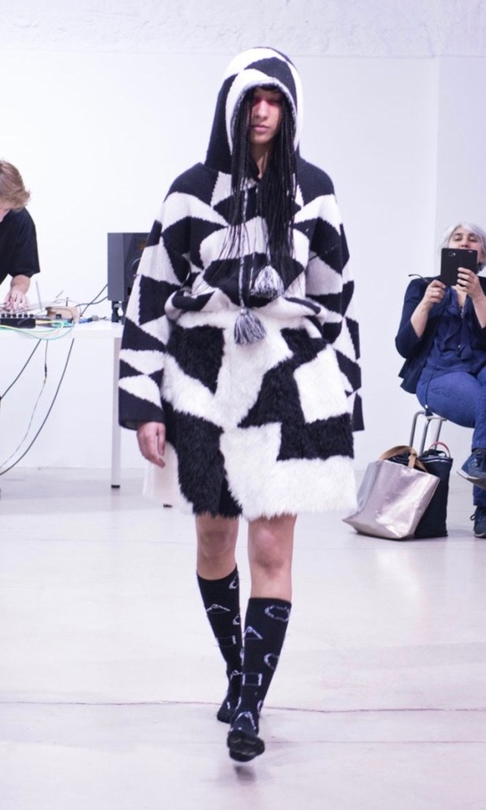 イクミ 2018-19年秋冬<span>コレクション</span> - 写真8