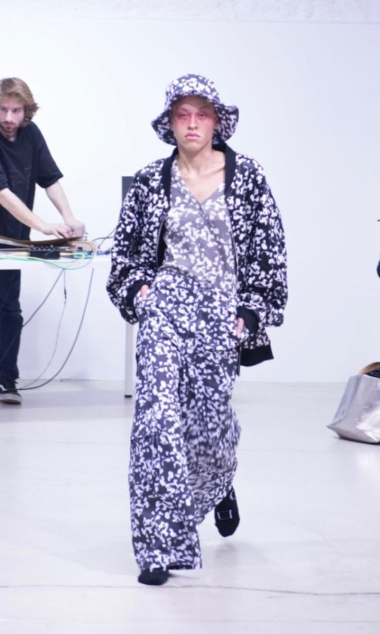 イクミ 2018-19年秋冬<span>コレクション</span> - 写真9