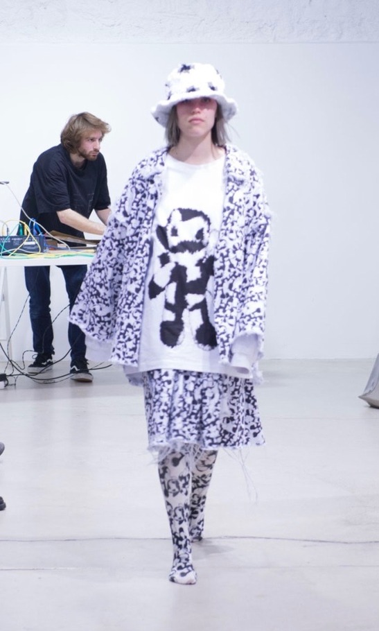 イクミ 2018-19年秋冬<span>コレクション</span> - 写真12