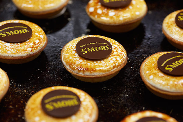 「焼マシュマロ・タルト スモア」