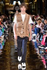 ステラ マッカートニー 2018-19年秋冬コレクション - 改めて見つめ直す自分の長所とは｜写真29