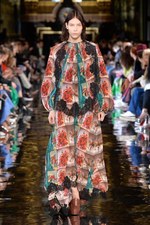 ステラ マッカートニー 2018-19年秋冬コレクション - 改めて見つめ直す自分の長所とは｜写真46