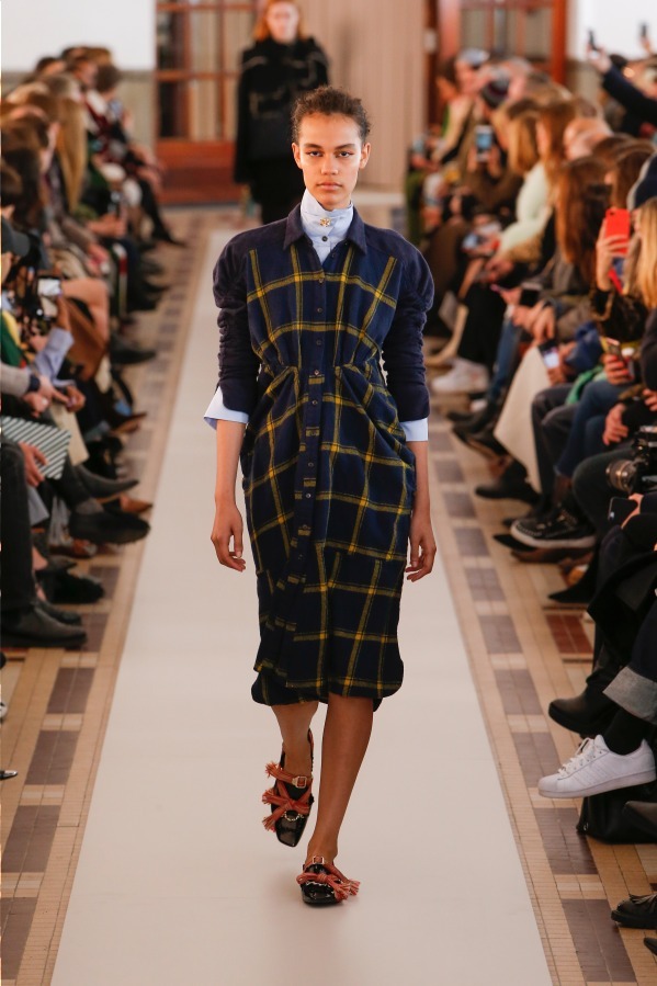 カルヴェン(CARVEN) 2018-19年秋冬ウィメンズコレクション  - 写真12