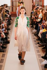 カルヴェン 2018-19年秋冬コレクション - 不協和音が生むドラマティックなサウンド｜写真2