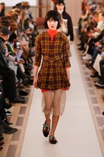 カルヴェン 2018-19年秋冬コレクション - 不協和音が生むドラマティックなサウンド｜写真23