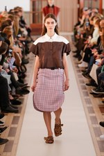 カルヴェン 2018-19年秋冬コレクション - 不協和音が生むドラマティックなサウンド｜写真29