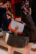 カルヴェン 2018-19年秋冬コレクション - 不協和音が生むドラマティックなサウンド｜写真46