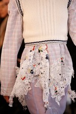 カルヴェン 2018-19年秋冬コレクション - 不協和音が生むドラマティックなサウンド｜写真65