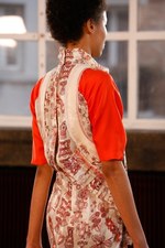 カルヴェン 2018-19年秋冬コレクション - 不協和音が生むドラマティックなサウンド｜写真79