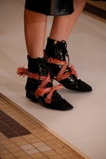 カルヴェン 2018-19年秋冬コレクション - 不協和音が生むドラマティックなサウンド｜写真83