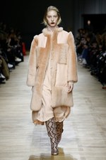 ロシャス 2018-19年秋冬コレクション - ブルジョアがデイリーに楽しむ遊び服｜写真6