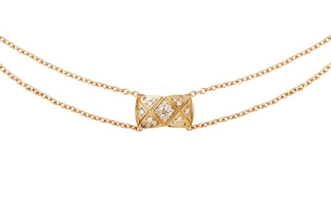 シャネルのファインジュエリー「ココ クラッシュ」に新作、ダイヤモンド煌めく5連リングなど