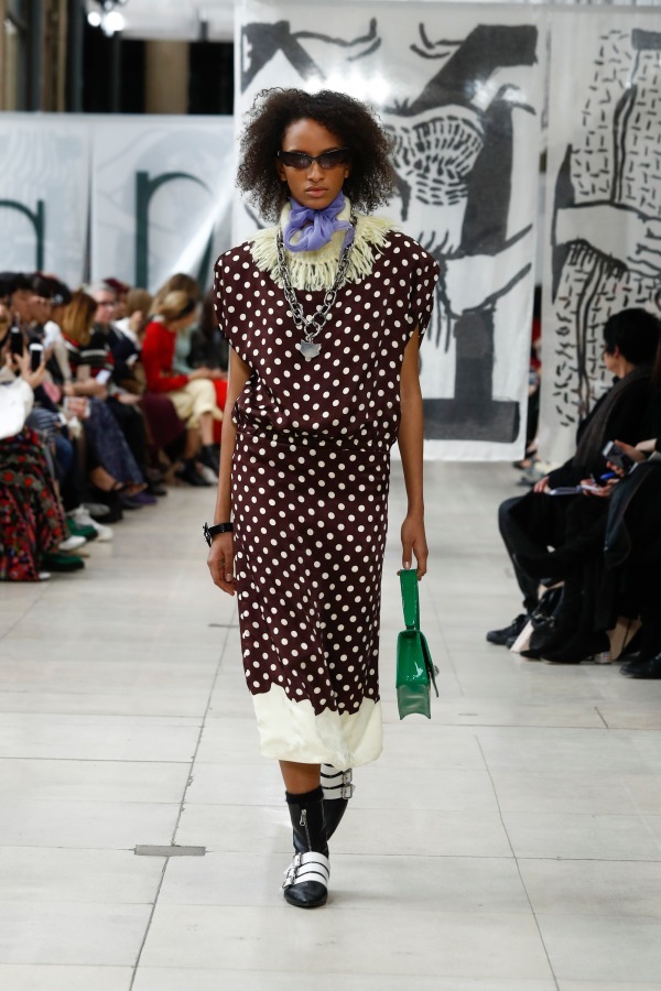 ミュウミュウ(MIU MIU) 2018-19年秋冬ウィメンズコレクション ミュウミュウ(MIU MIU) 2018-19年秋冬ウィメンズコレクション