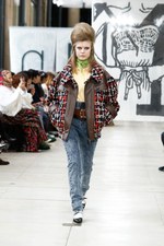 ミュウミュウ 2018-19年秋冬コレクション - 50年代後半から女性たちは強くなった｜写真9