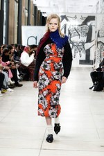 ミュウミュウ 2018-19年秋冬コレクション - 50年代後半から女性たちは強くなった｜写真15