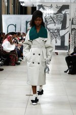 ミュウミュウ 2018-19年秋冬コレクション - 50年代後半から女性たちは強くなった｜写真24