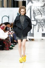 ミュウミュウ 2018-19年秋冬コレクション - 50年代後半から女性たちは強くなった｜写真45