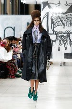 ミュウミュウ 2018-19年秋冬コレクション - 50年代後半から女性たちは強くなった｜写真48