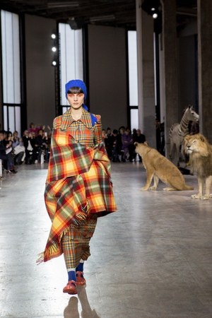 ジュンコ シマダ(JUNKO SHIMADA) 2018-19年秋冬ウィメンズコレクション  - 写真6