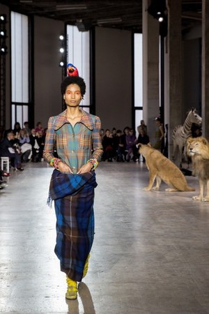 ジュンコ シマダ(JUNKO SHIMADA) 2018-19年秋冬ウィメンズコレクション  - 写真7