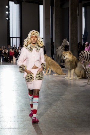 ジュンコ シマダ(JUNKO SHIMADA) 2018-19年秋冬ウィメンズコレクション  - 写真14