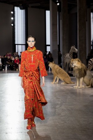 ジュンコ シマダ(JUNKO SHIMADA) 2018-19年秋冬ウィメンズコレクション  - 写真26