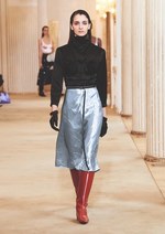 ニナ リッチ 2018-19年秋冬コレクション - ベーシックも視点を変えればアグレッシブに｜写真28