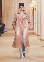 ニナ リッチ 2018-19年秋冬コレクション - ベーシックも視点を変えればアグレッシブに｜写真35