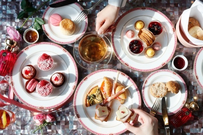 アニック グタール