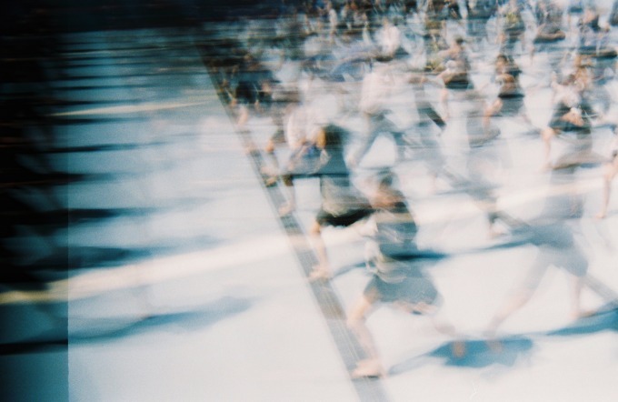 奥山由之の写真集「POCARI SWEAT」熱き高校生ダンス捉えたポカリの広告写真を収録｜写真3