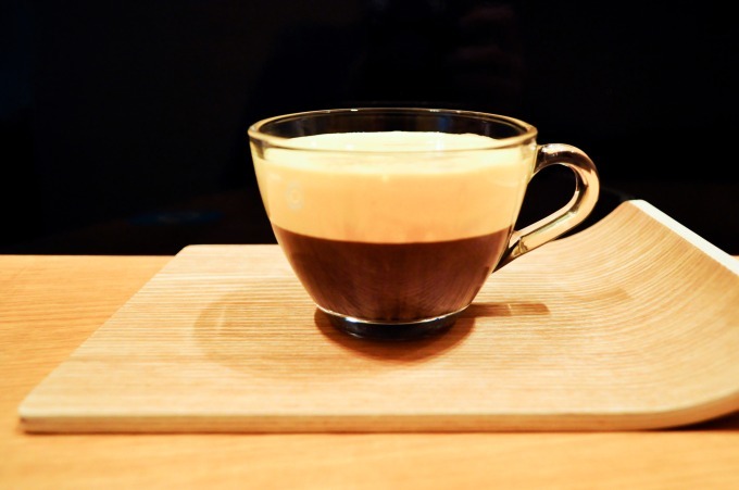 "エッグコーヒー"の発祥「カフェ ジャン」日本初店舗が横浜に、ベトナムコーヒーに濃厚クリームを乗せて｜写真2