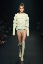 ティート トウキョウ 2018-19年秋冬コレクション - 現実世界の理想郷を探す旅路｜写真9