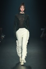 ティート トウキョウ 2018-19年秋冬コレクション - 現実世界の理想郷を探す旅路｜写真12