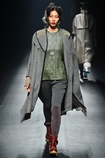 ザ ダラス 2018-19年秋冬コレクション - 自分自身を見つめ直す強さを持った女性に｜写真14