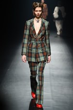 ザ ダラス 2018-19年秋冬コレクション - 自分自身を見つめ直す強さを持った女性に｜写真16