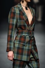 ザ ダラス 2018-19年秋冬コレクション - 自分自身を見つめ直す強さを持った女性に｜写真17