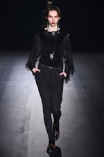 ザ ダラス 2018-19年秋冬コレクション - 自分自身を見つめ直す強さを持った女性に｜写真29